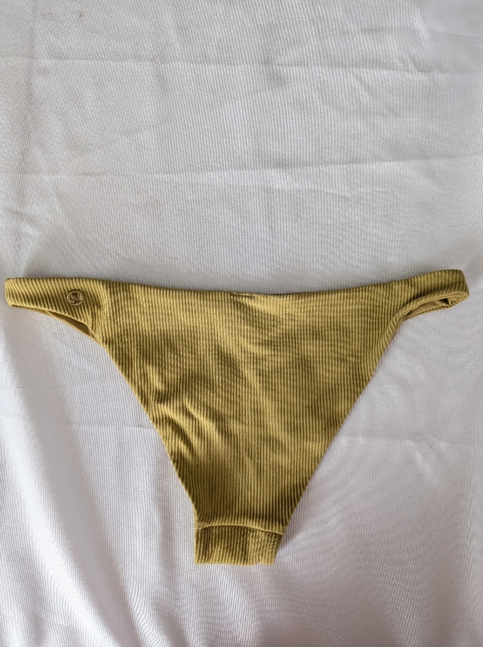 lululemon athletica Ribbed Bikini Bottom Size 8 - Picture 5 of 6